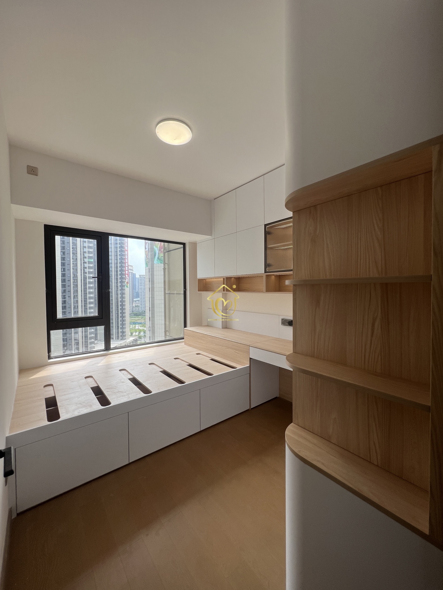 Real shoot case003-Extreme Space Furnishings