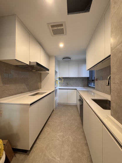 Real shoot case002-Extreme Space Furnishings