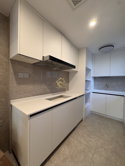 Real shoot case002-Extreme Space Furnishings