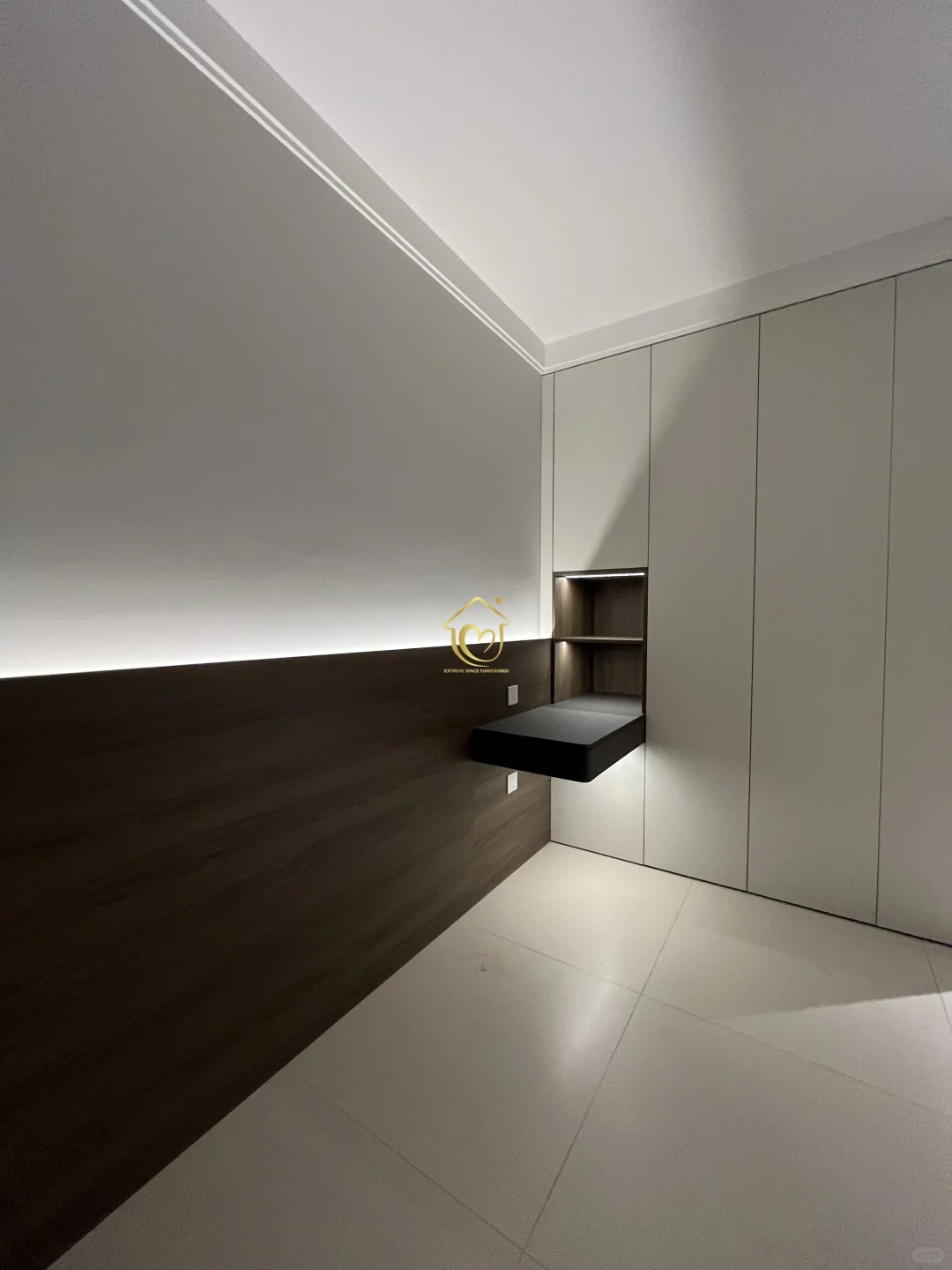 Real shoot case006-Extreme Space Furnishings