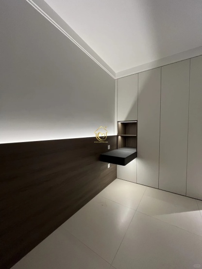 Real shoot case006-Extreme Space Furnishings