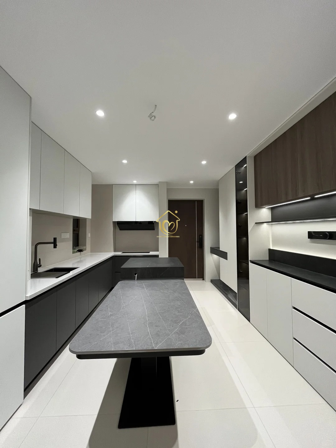 Real shoot case006-Extreme Space Furnishings