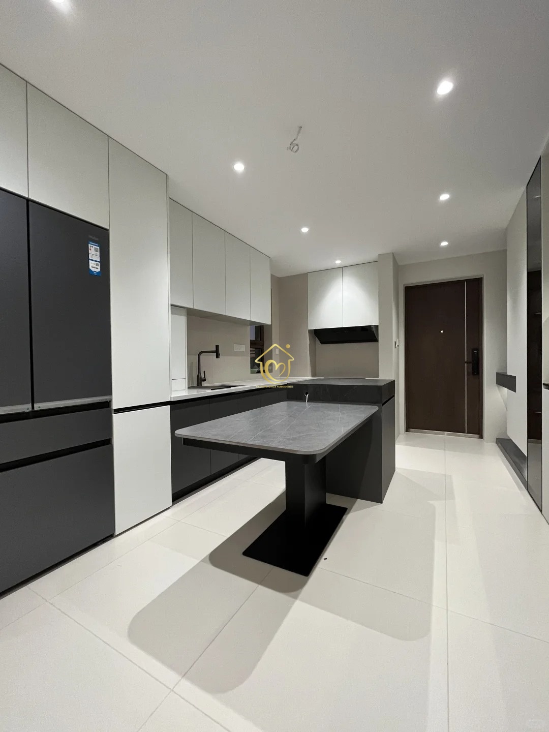 Real shoot case006-Extreme Space Furnishings