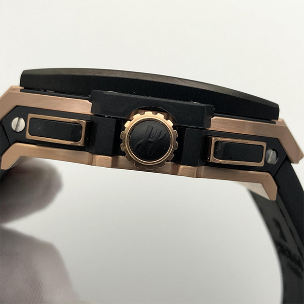 스피릿 오브 빅뱅 601.OM.0183.LR 45MM