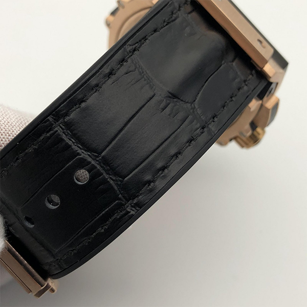 스피릿 오브 빅뱅 601.OM.0183.LR 45MM