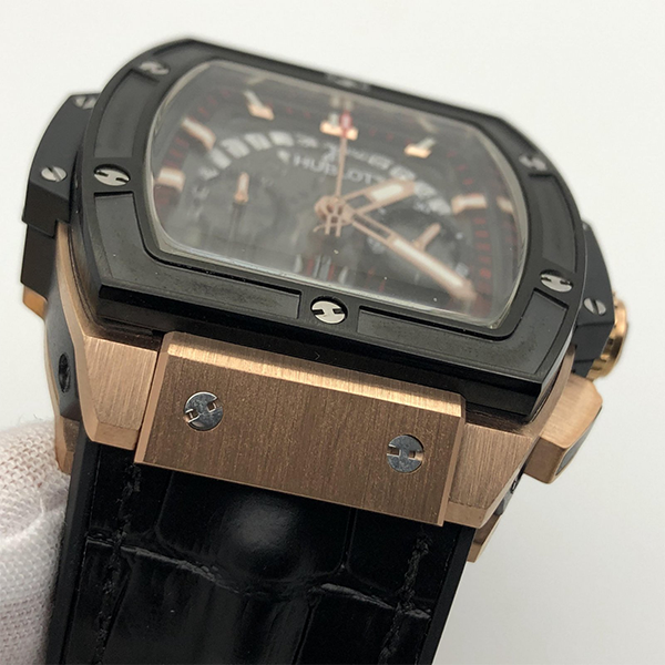 스피릿 오브 빅뱅 601.OM.0183.LR 45MM