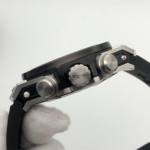 빅뱅 411.NM.1170.RX 45MM