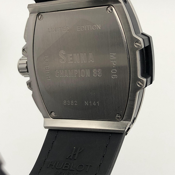 스피릿 오브 빅뱅 601.NM.0173.LR 45MM