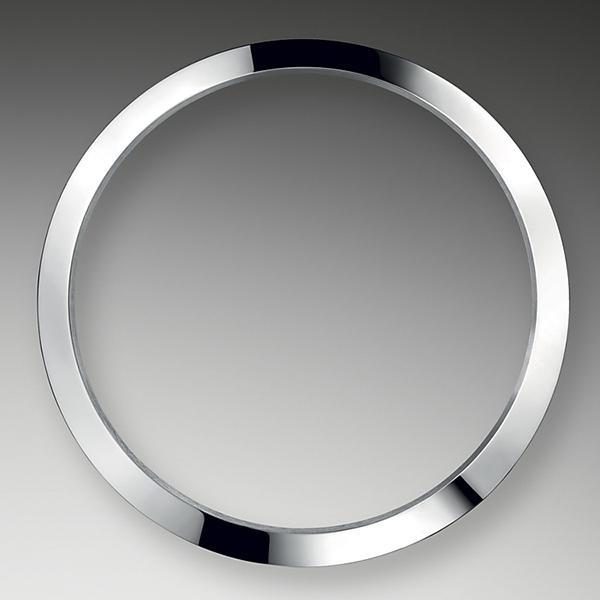 익스플로러 m214270-0003 39MM