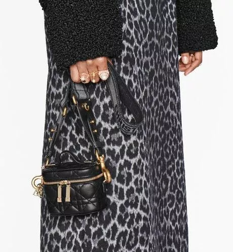 LADY DIOR 마이크로 세면대