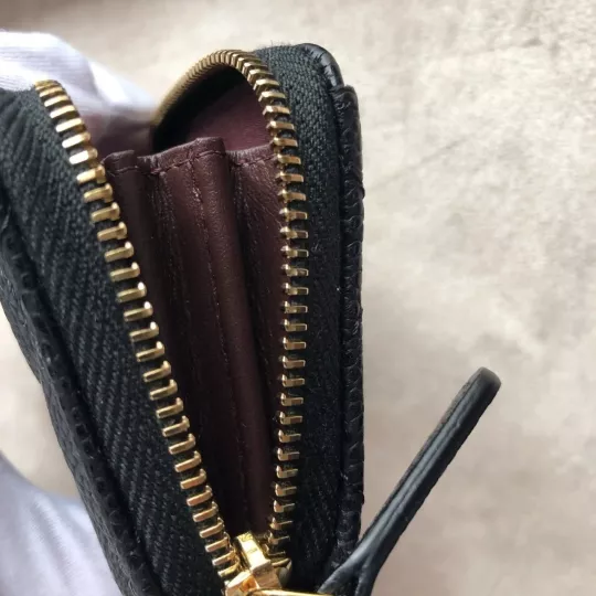 국산 즉시, 코인 케이스, Matlasse, 캐비어