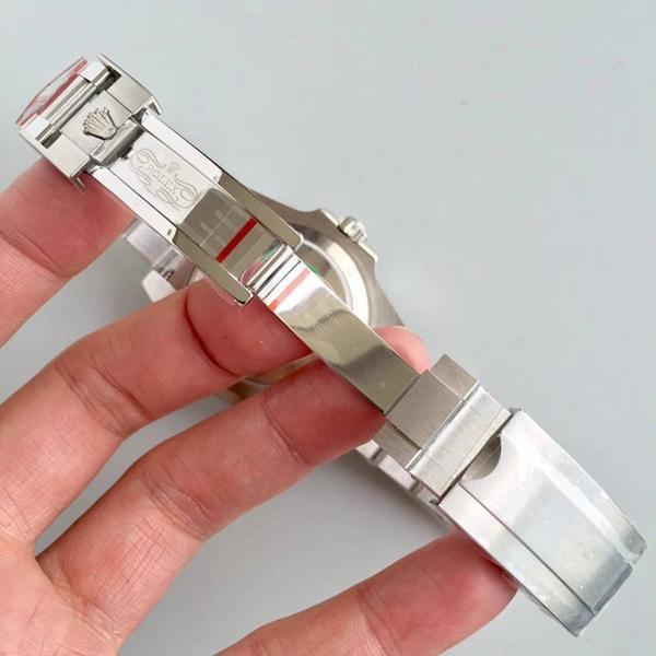 서브마리너 116610LV-97200 40MM