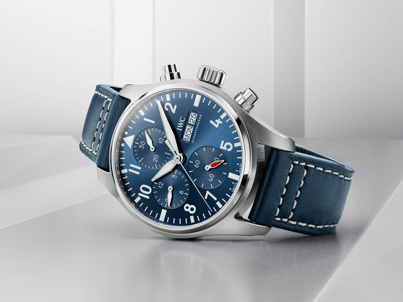 IWCパイロットシリーズIW388101ウォッチ