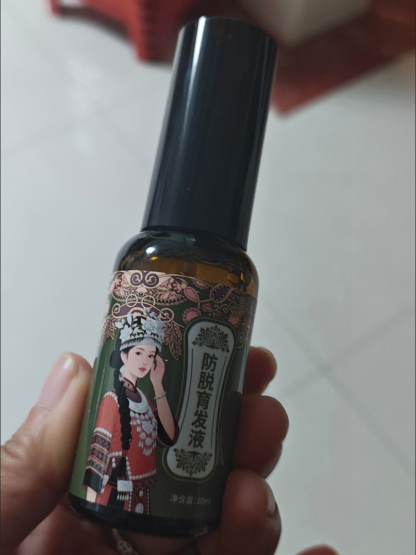 การเจริญเติบโตของเส้นผมอย่างรวดเร็วและหนาขึ้น