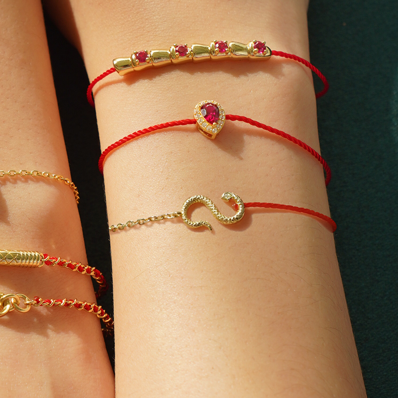 Ouroboros snake S-Clasp Half-red-String Bracelet