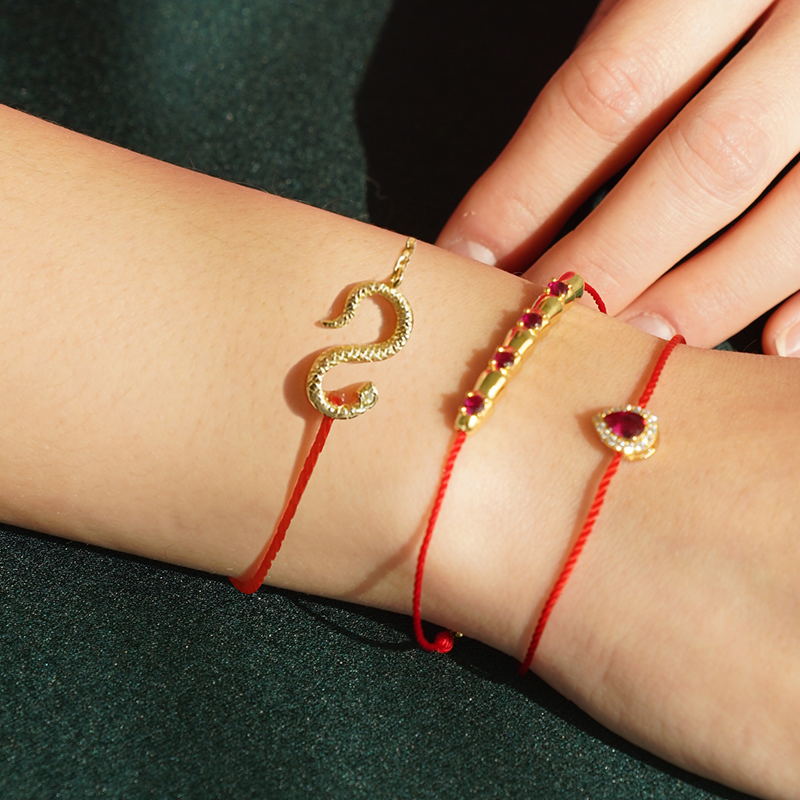 Ouroboros snake S-Clasp Half-red-String Bracelet
