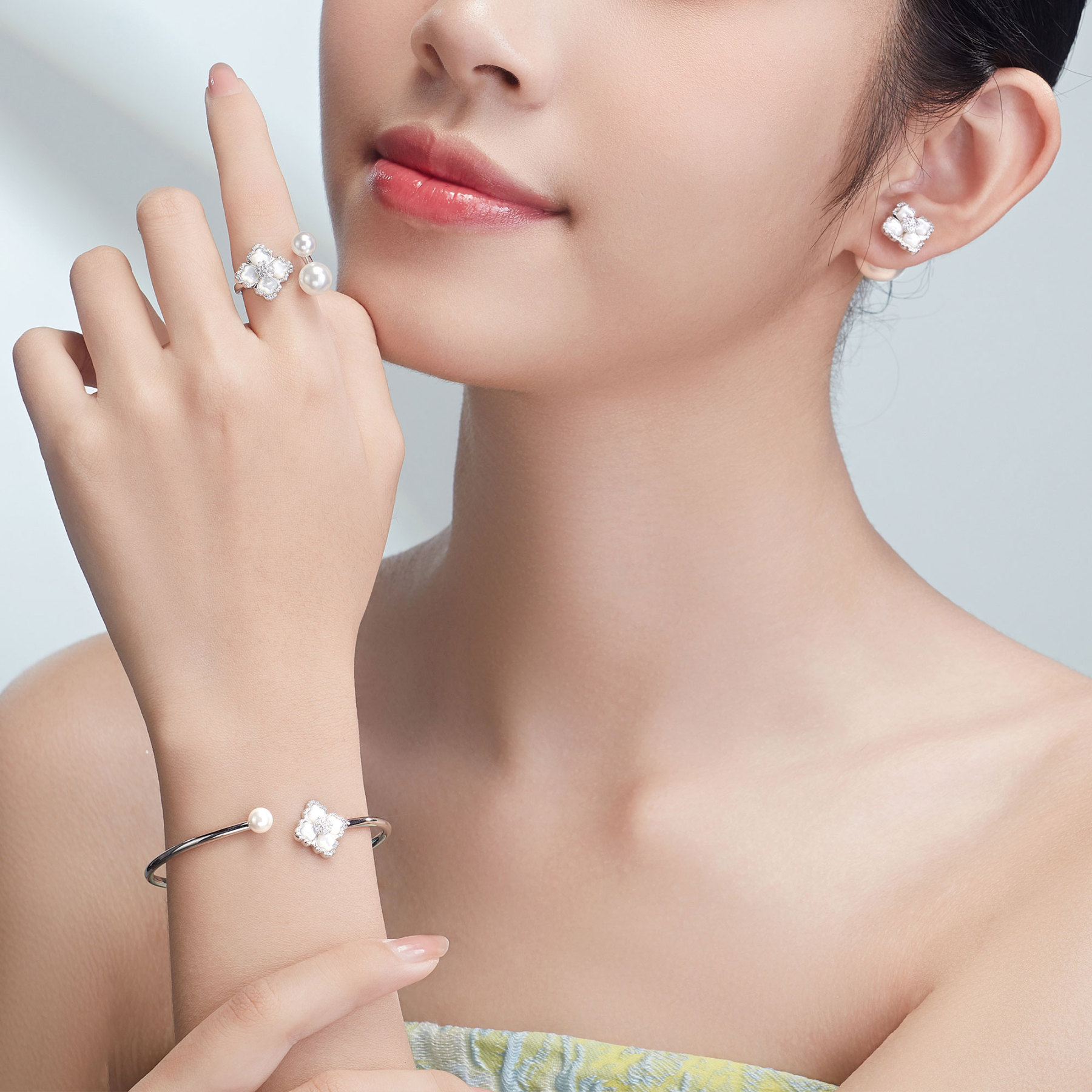LOTUS BRACELET