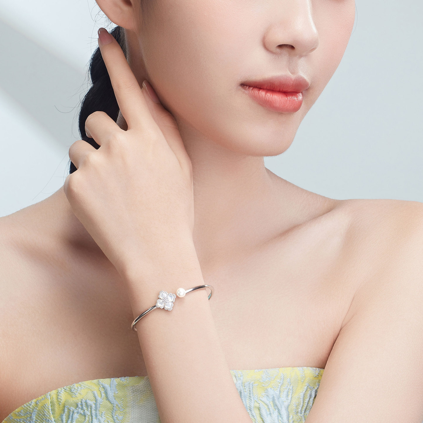 LOTUS BRACELET