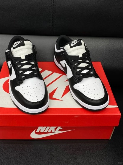 Nike Dunk Low Retro «Panda»