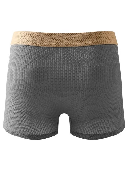 A 5-piece simple and casual men's underwear set