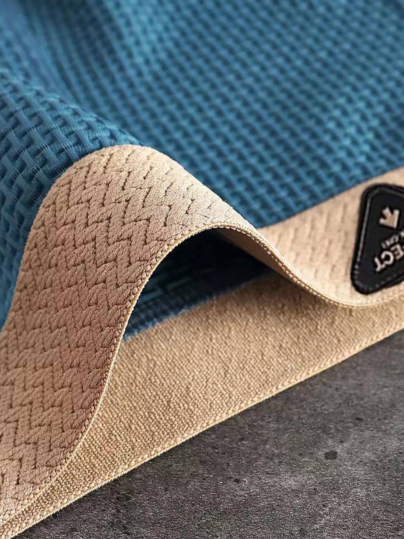 A 5-piece simple and casual men's underwear set