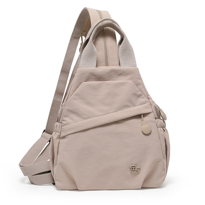 กระเป๋าคาดอกความจุใหญ่สไตล์เกาหลี 🌧️ วัสดุไนลอนนุ่มคุณภาพสูง กันน้ำและทนทานต่อการขีดข่วน 📏 พื้นที่จัดเก็บอเนกประสงค์ เก็บของได้ง่าย