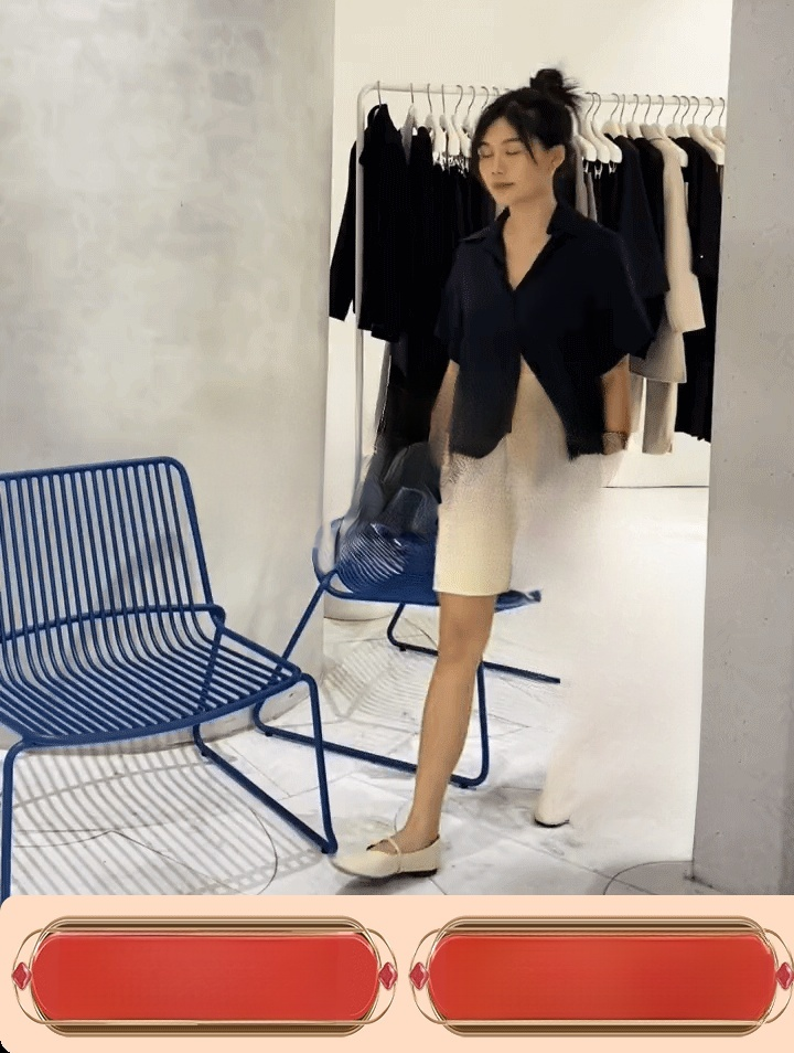 คนหนึ่งคนจะมีกระเป๋ากี่ใบก็ได้ แต่ต้องมีใบนี้ด้วย😂 ชอบมากกก จุเยอะ เหมาะเป็น everyday bag 🤍🖤