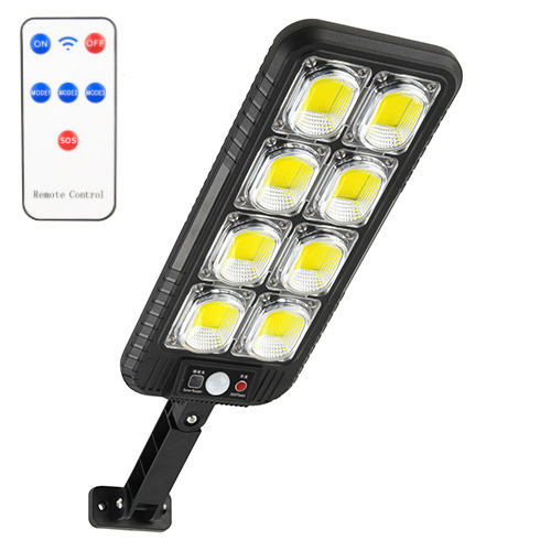 ไฟถนนพลังงานแสงอาทิตย์สว่าง 300 ตารางเมตร