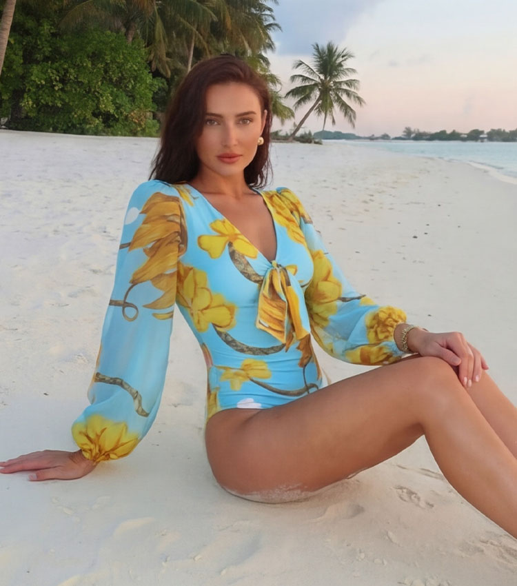 Netted Lantern Chrysanthemum Print Swimsuit Set(s)