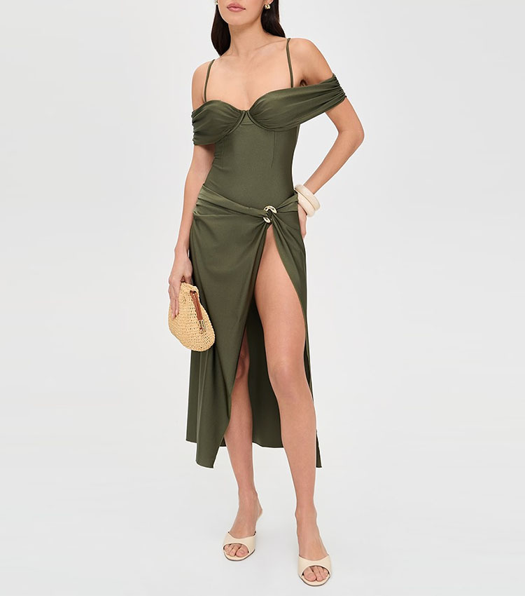 Off Shoulder Solid color Swimsuit Set(s)