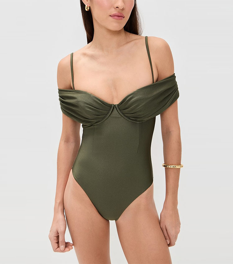 Off Shoulder Solid color Swimsuit Set(s)