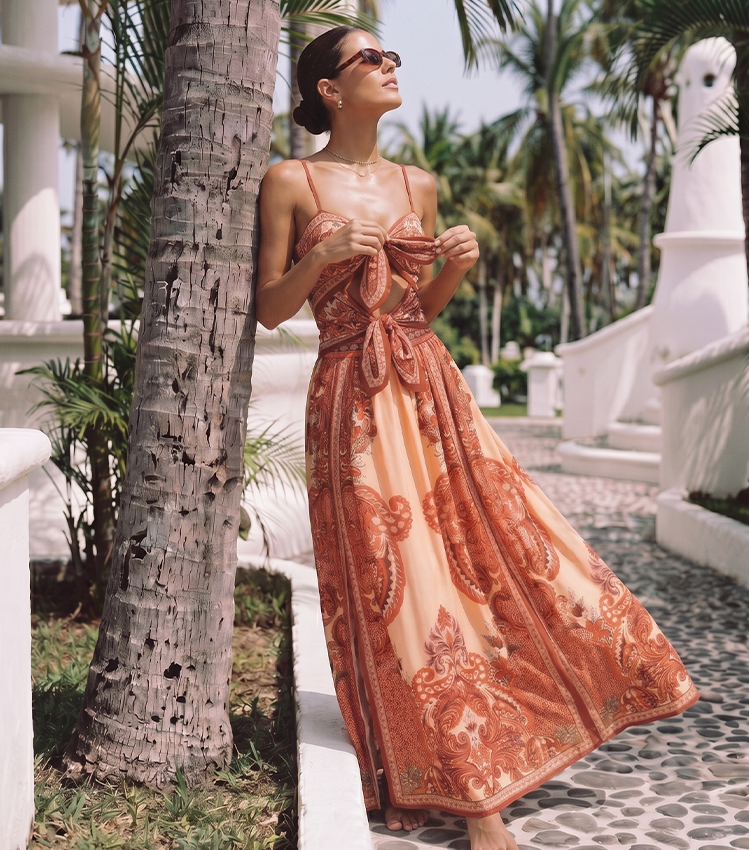 Bow-detailed Paisley Print Swimsuit set(s)