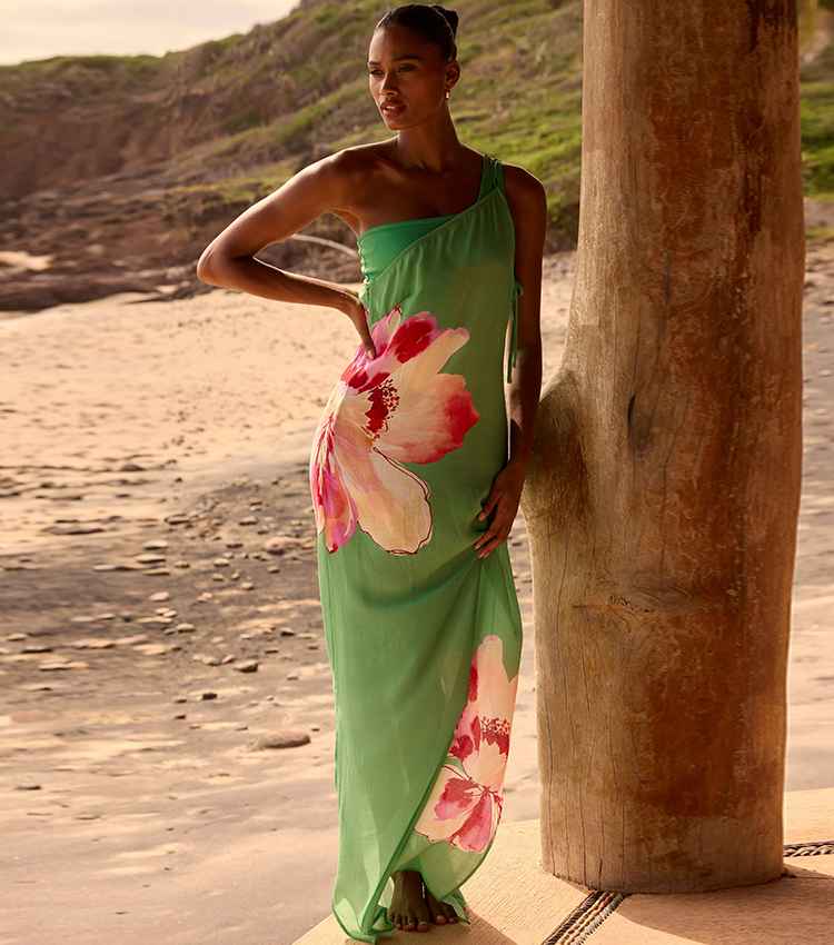 One Shoulder Green & Red Color Blocking Swimsuit Set(s)