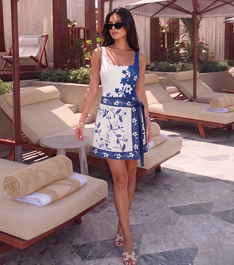 Blue & White Floral Print Swimsuit Set(s)