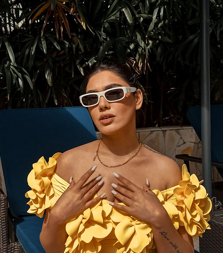 3D Flowers Decor One Piece Swimsuit and Skirt Flaxmaker