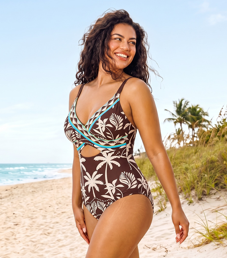 TT1 Swimsuit set(s)