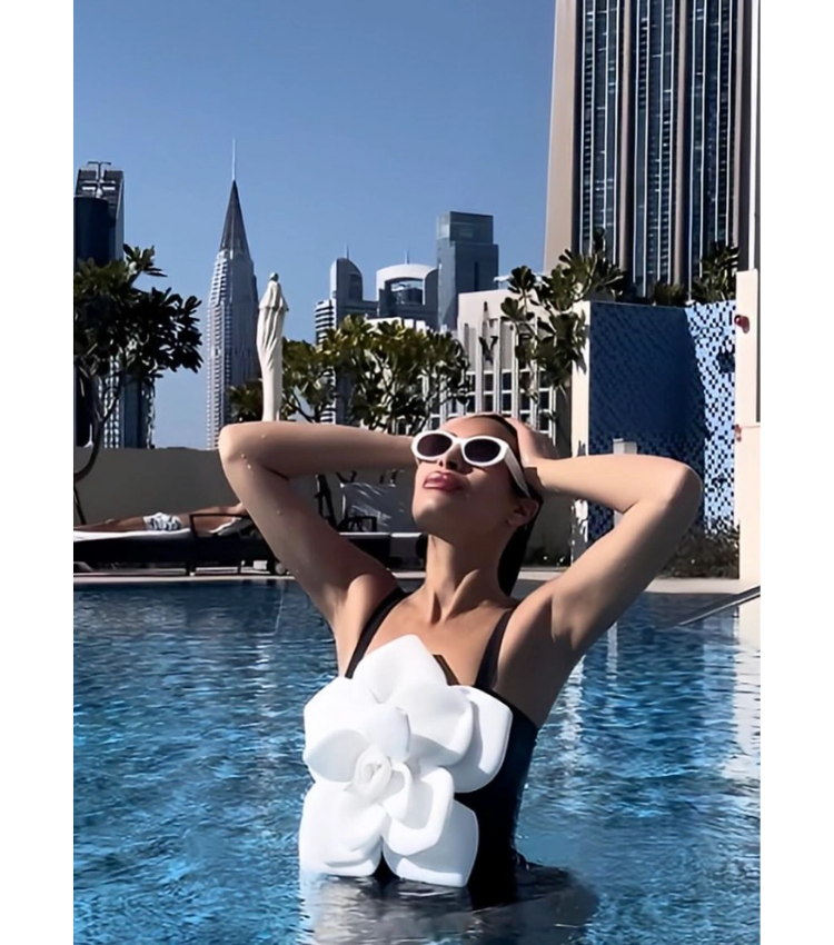 3D Flower Sling Color Block One Piece Swimsuit and Skirt Flaxmaker