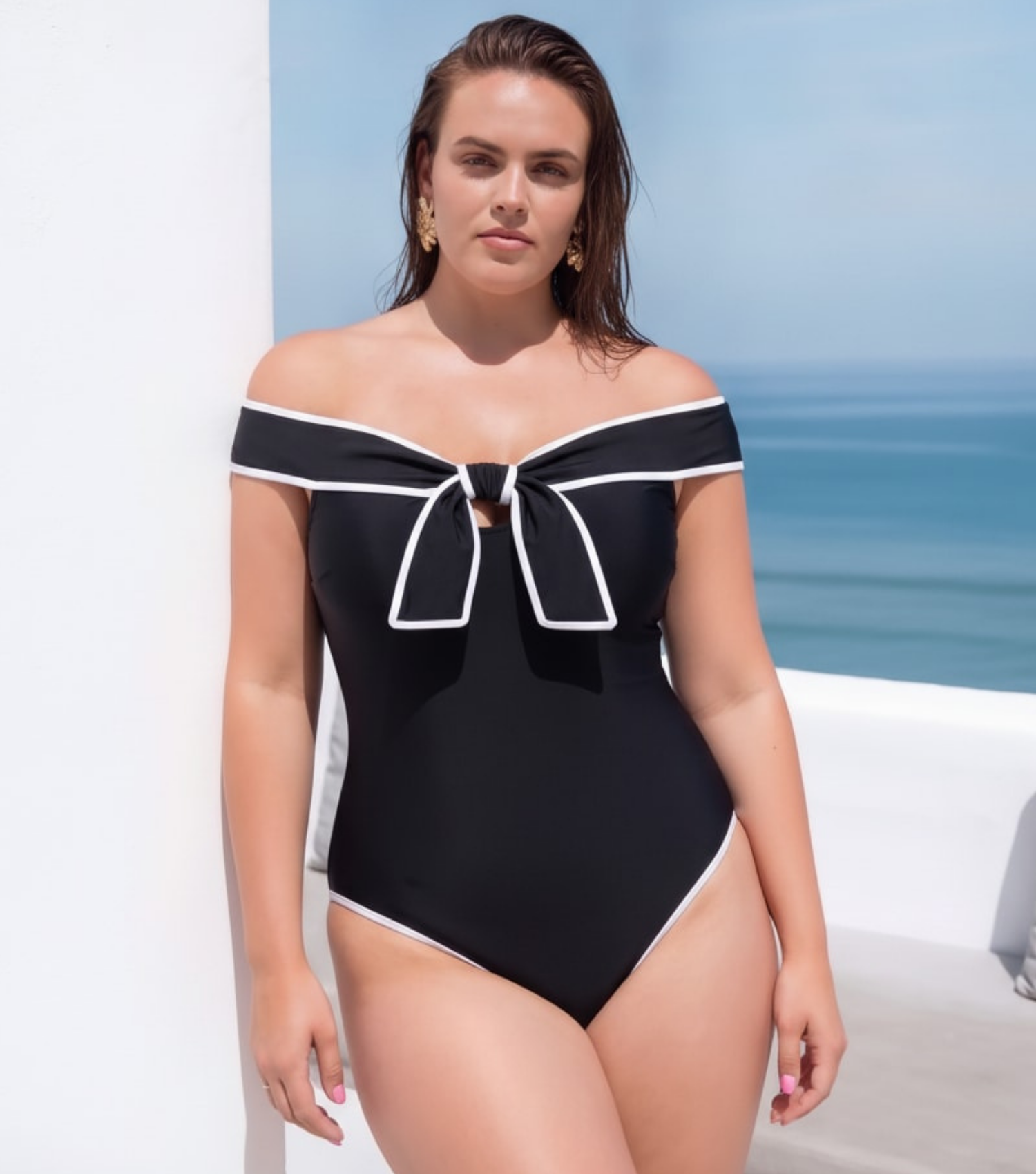 Plus Size Black and White Open Shoulder Bowknot One Piece Swimsuit and Skirt