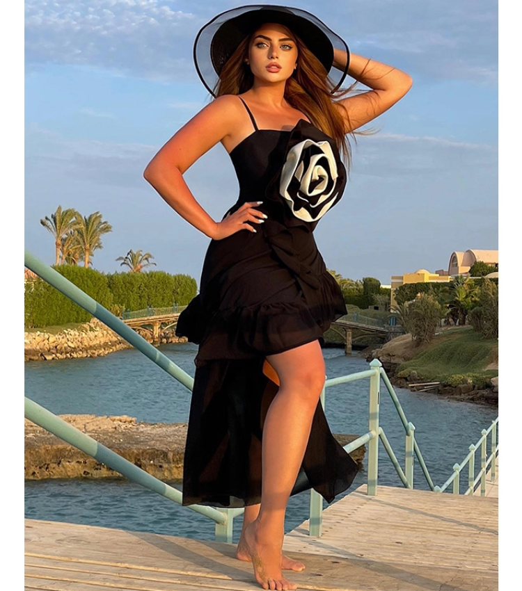 Exaggerated 3D Flower One Piece Swimsuit and Skirt Flaxmaker