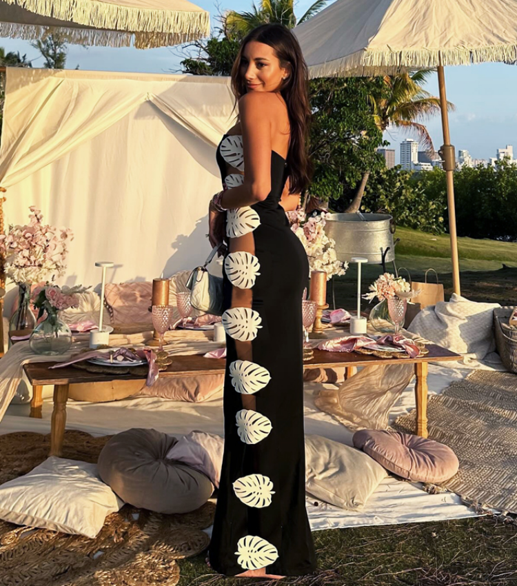 White Hollow out 3D Leaf Black One Piece Swimsuit and Skirt