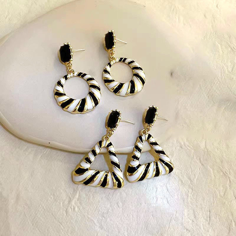 Retro Earrings