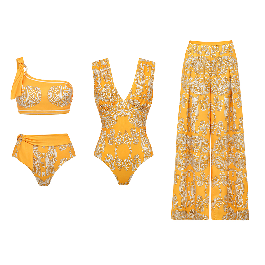 [Copy]Halter Neck Purple Paisley Print Swimsuit Set(s)