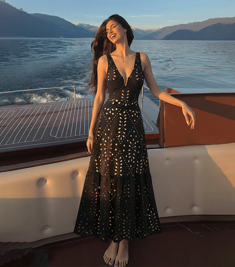 V Neck Black Laser Cutting Flower Swimsuit Set(s)