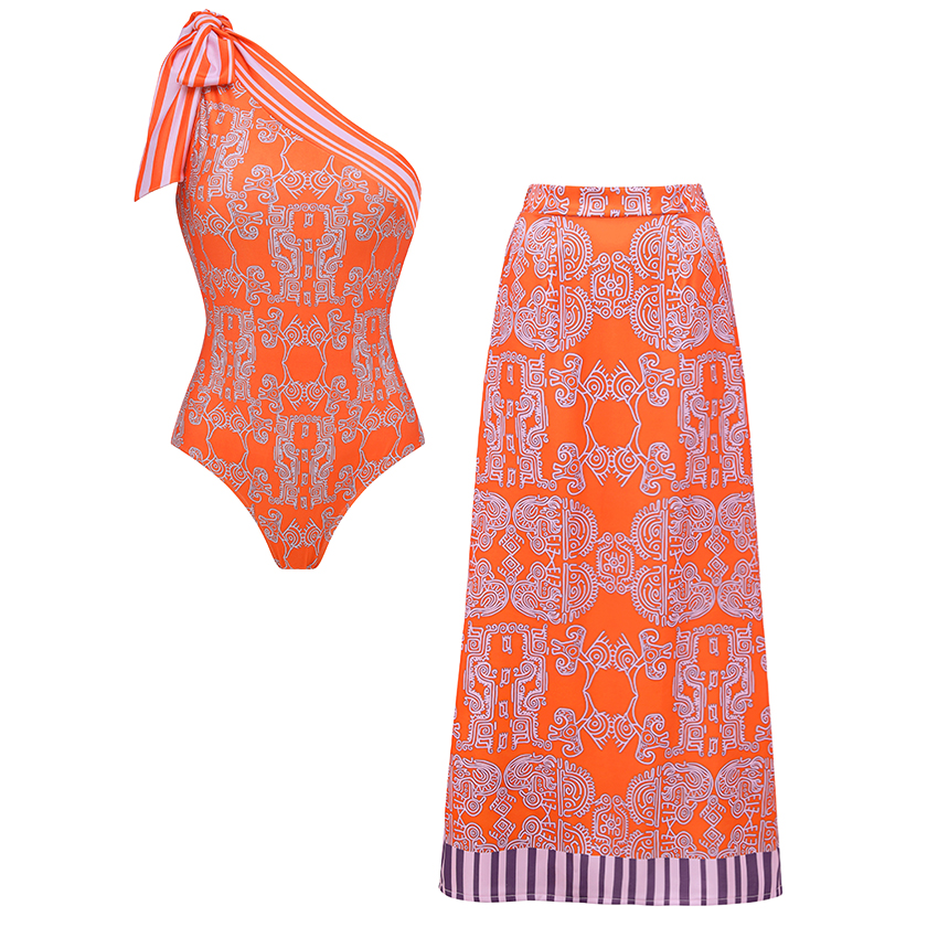 [Copy][Copy][Copy]Halter Neck Purple Paisley Print Swimsuit Set(s)