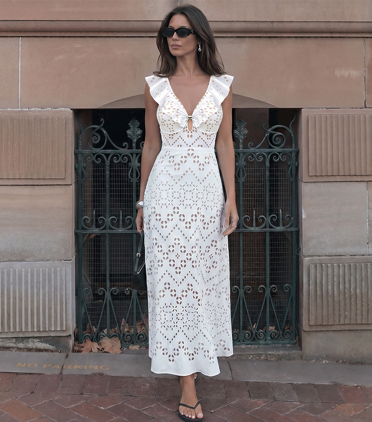 V Neck White Laser Cutting Flower Cut Out Swimsuit Set(s)