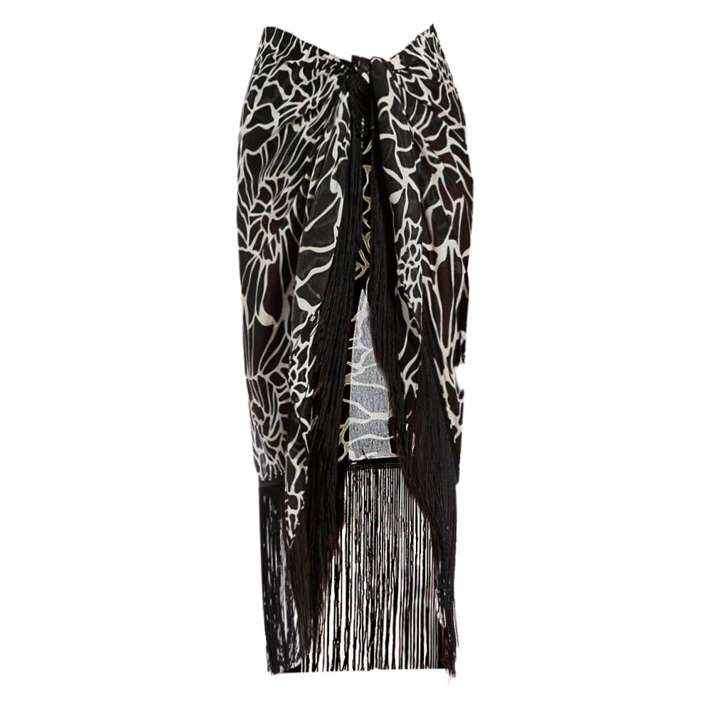 Black and White Conch Thread Bikini Swimsuit and Sarong