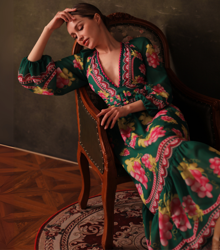 Long-sleeved Retro Green Grapes Print One Piece Swimsuit and Skirt