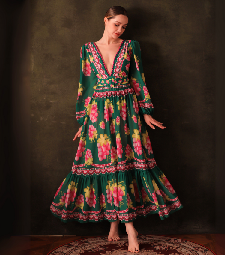 Long-sleeved Retro Green Grapes Print One Piece Swimsuit and Skirt