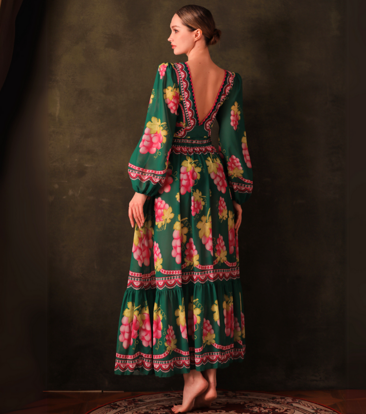 Long-sleeved Retro Green Grapes Print One Piece Swimsuit and Skirt