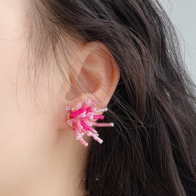 青春芭比粉花团耳钉女时尚小花簇显白穿搭甜妹氧气度假风花朵耳饰